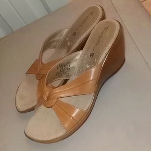 Womens wedges size 8.5